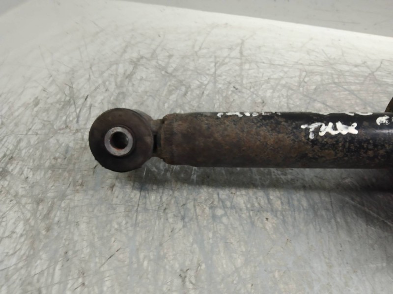 Recambio de amortiguador trasero para volvo s40 berlina 1.9 diesel cat referencia OEM IAM   