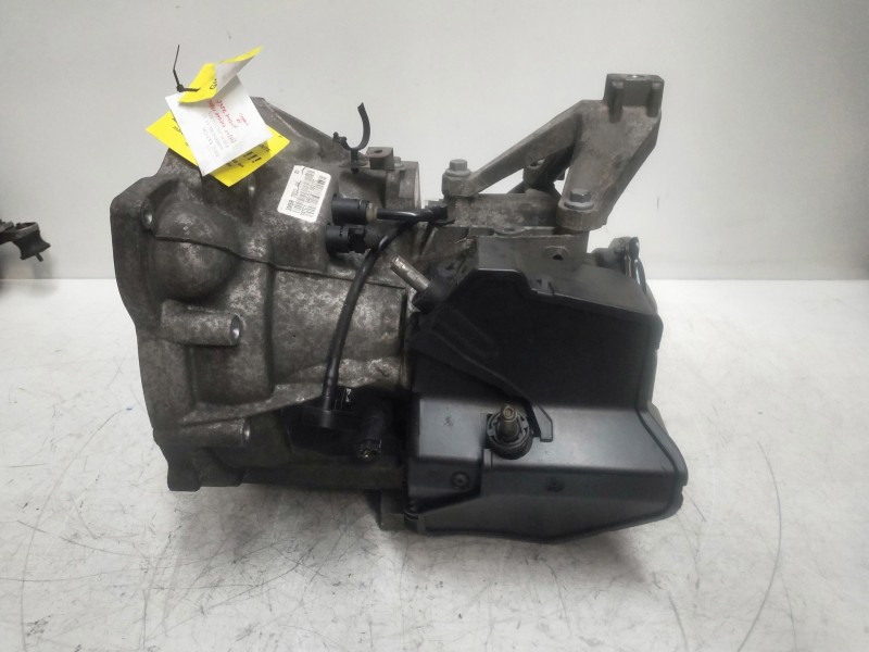 Recambio de caja cambios para volvo c30 1.6 cat referencia OEM IAM 3M5R7002NF T6TC1040707 002777