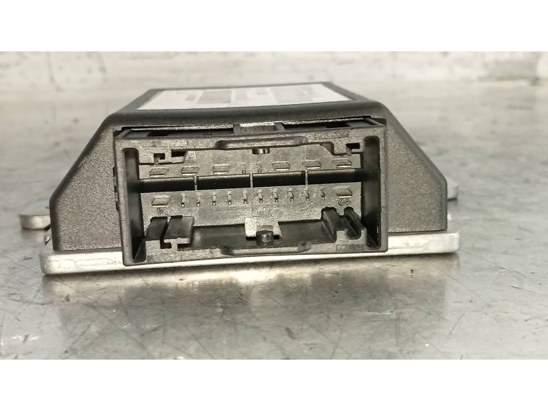 Recambio de modulo electronico para bmw serie 7 (e65/e66) 745i referencia OEM IAM 323067605421  