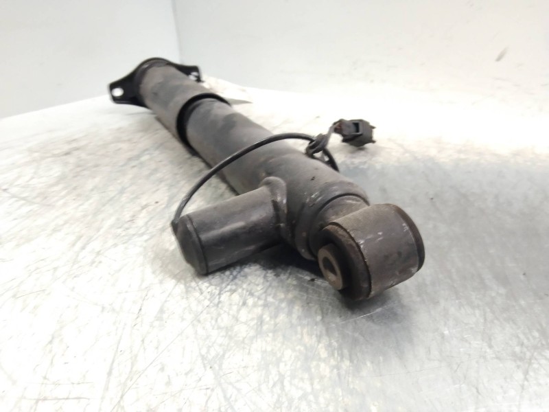 Recambio de amortiguador trasero para volvo s80 berlina 4.4 v8 cat referencia OEM IAM   
