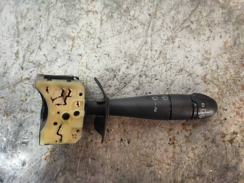 Recambio de mando limpia para renault clio ii fase i (b/cbo) 1.9 d referencia OEM IAM 37012A  