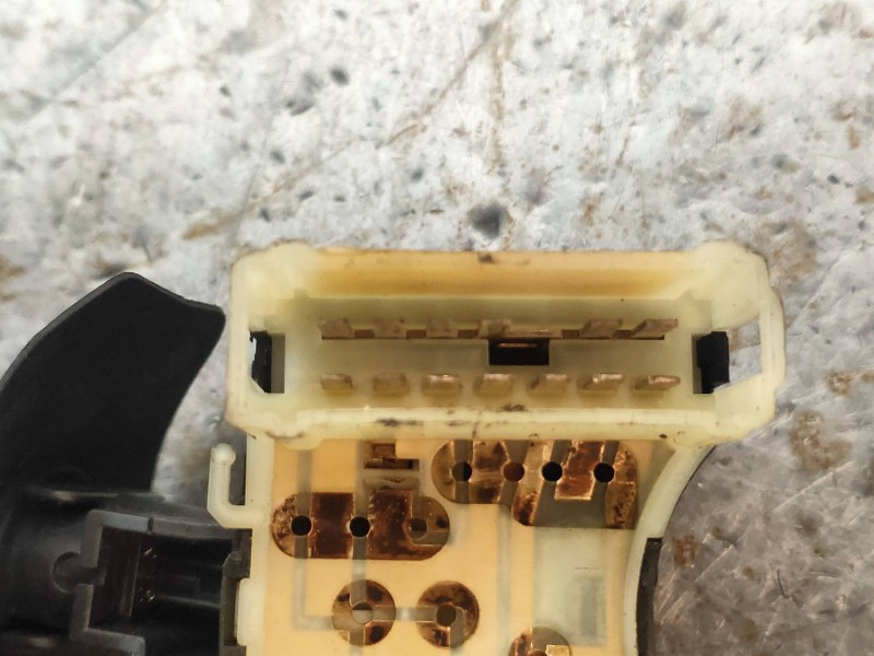 Recambio de mando limpia para renault clio ii fase i (b/cbo) 1.9 d referencia OEM IAM 37012A  