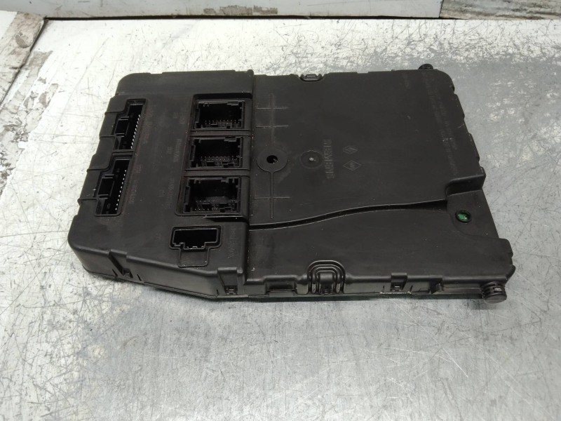 Recambio de modulo electronico para renault megane ii classic berlina confort dynamique referencia OEM IAM 8200433198 S118400260