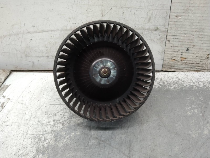 Recambio de motor calefaccion para nissan almera (n16/e) acenta referencia OEM IAM 6736000410  