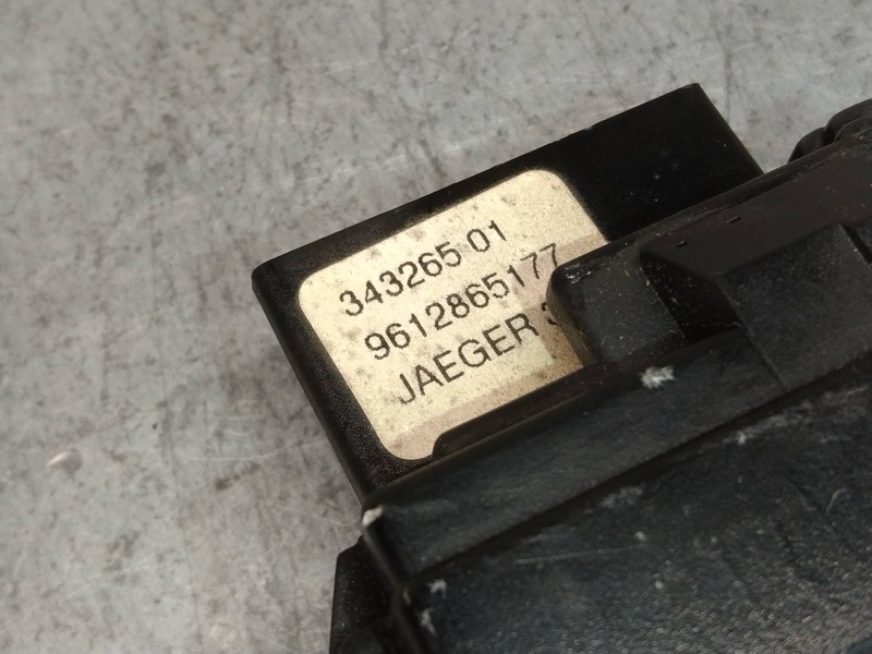 Recambio de mando limpia para peugeot 106 (s1) kid referencia OEM IAM 9612865177 34326501 