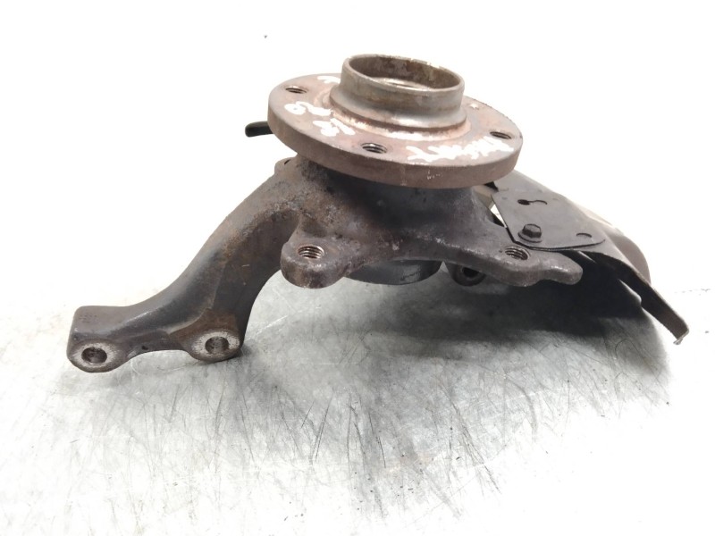 Recambio de mangueta delantera izquierda para volkswagen passat berlina (312) 1.8 referencia OEM IAM   