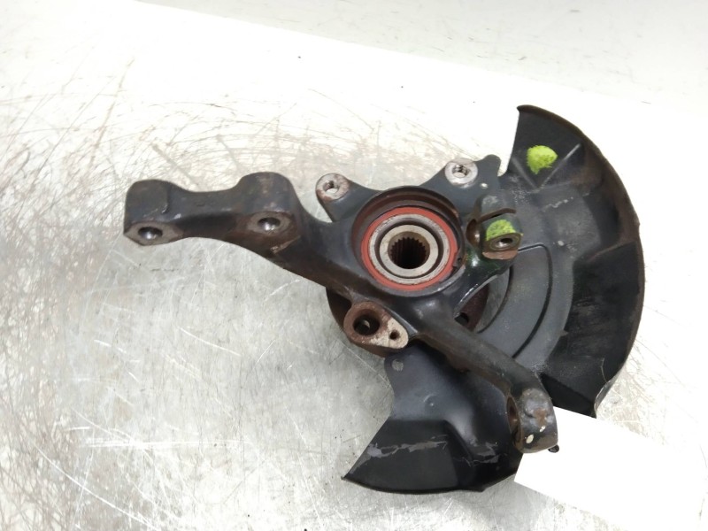 Recambio de mangueta delantera izquierda para volkswagen passat berlina (312) 1.8 referencia OEM IAM   