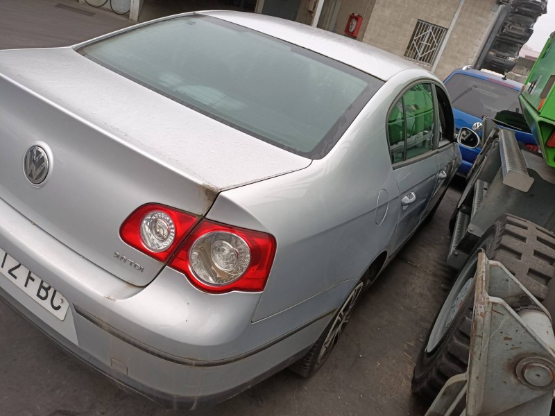volkswagen passat berlina (3c2) del año 2006