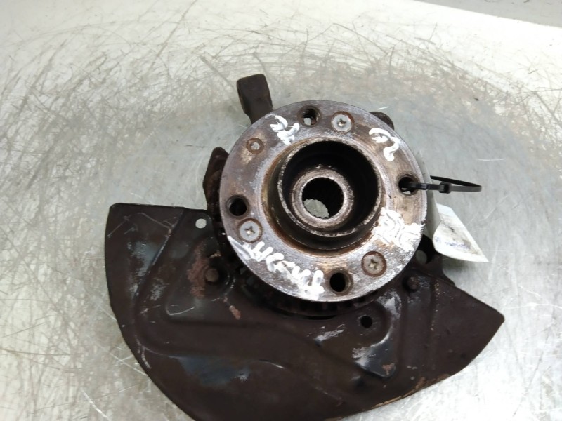 Recambio de mangueta delantera derecha para volkswagen passat variant (3a5) 2.0 referencia OEM IAM   