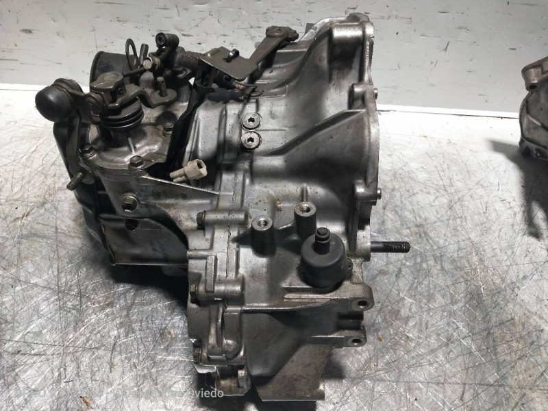 Recambio de caja cambios para suzuki swift sf berlina (ea) 1.6 referencia OEM IAM 0D26A062 0E24A055  Recambio de caja cambios para suzuki swift sf berlina (ea) 1.6 referencia OEM IAM 0D26A062 0E24A055