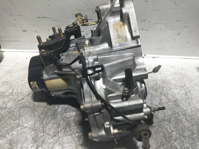 Recambio de caja cambios para mazda premacy (cp) 2.0 turbodiesel cat referencia OEM IAM G5N80 W8 1TF0800451 