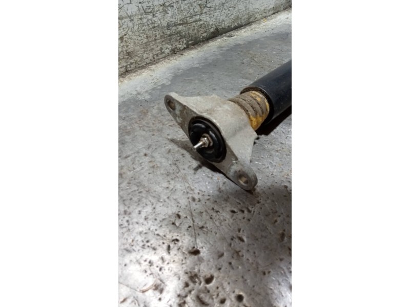 Recambio de amortiguador trasero derecho para mazda 3 lim. () luxury referencia OEM IAM   