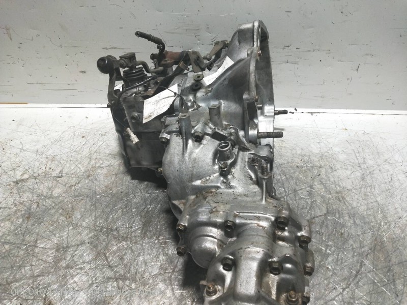 Recambio de caja cambios para suzuki swift sf berlina (ma) referencia OEM IAM OA29B002  