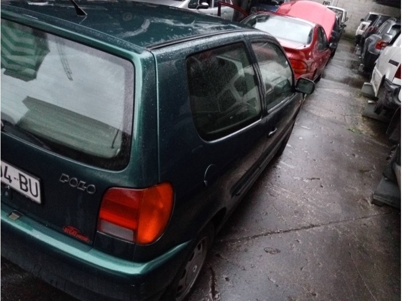 volkswagen polo berlina (6n1) del año 1996