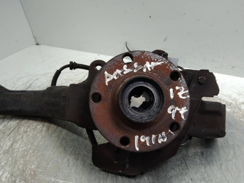 Recambio de mangueta delantera izquierda para volkswagen passat variant (3b5) comfortline referencia OEM IAM   