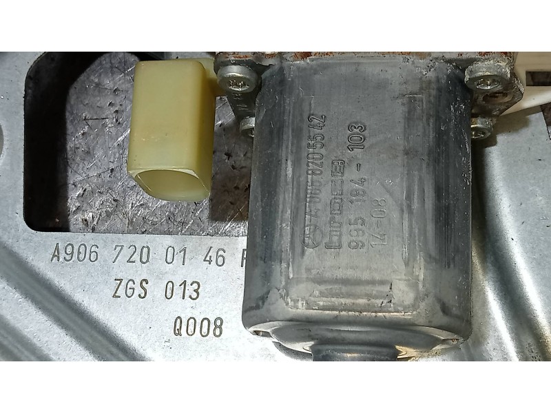 Recambio de elevalunas delantero derecho para mercedes sprinterii caja cerrada (desde 01.06) 2.1 cdi cat referencia OEM IAM A906