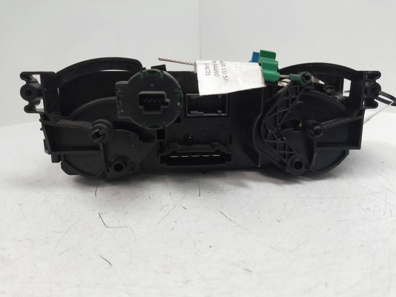 Recambio de mando calefaccion / aire acondicionado para smart forfour forfour 47 kw referencia OEM IAM 983890K 69657303 69657301