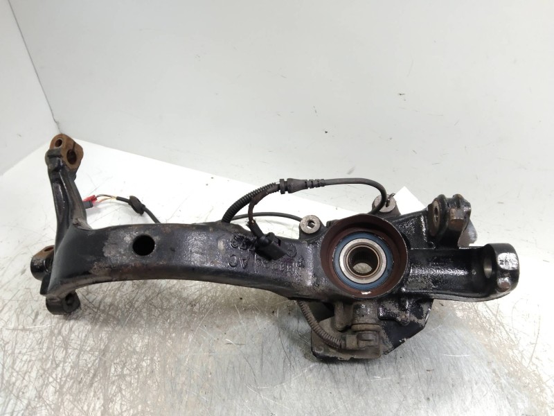 Recambio de mangueta delantera derecha para volkswagen passat berlina (3b2) 1.8 20v turbo referencia OEM IAM   