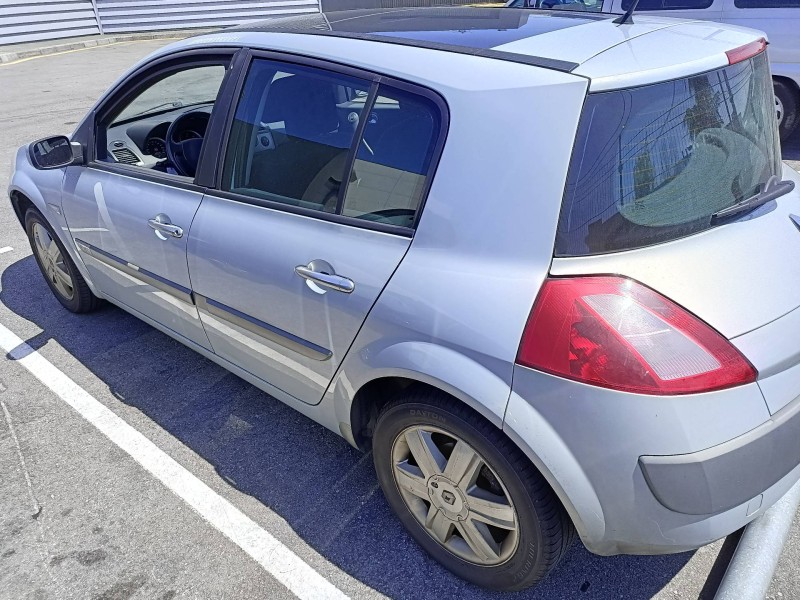 renault megane ii berlina 5p del año 2004