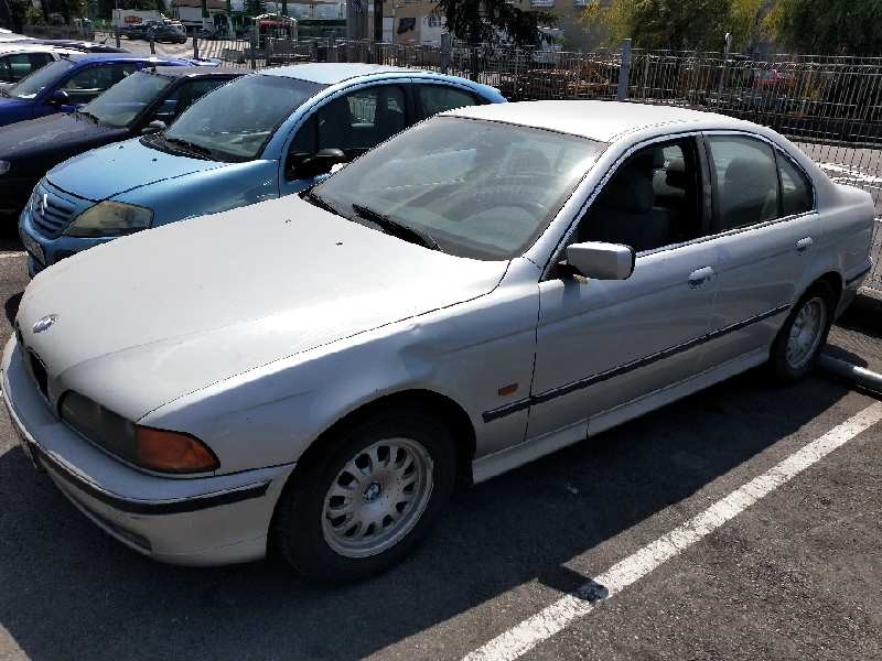bmw serie 5 berlina (e39) del año 1999