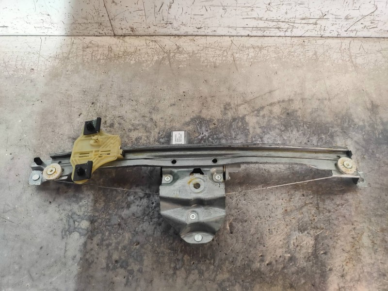 Recambio de elevalunas delantero izquierdo para renault captur xmod referencia OEM IAM 12800149203A  