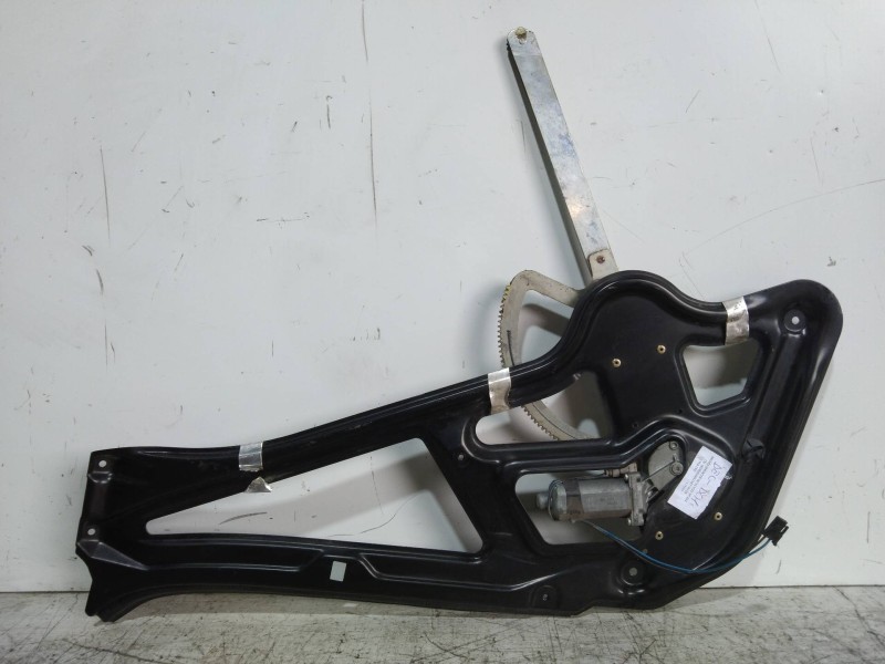 Recambio de elevalunas delantero derecho para mercedes sprinter 02.00  caja cerrada 311 cdi (903.661-662) referencia OEM IAM 013