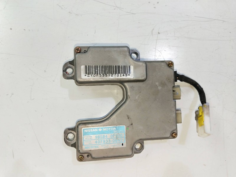 Recambio de kit airbag para nissan terrano/terrano.ii (r20) 2.7 turbodiesel referencia OEM IAM    Recambio de kit airbag para nissan terrano/terrano.ii (r20) 2.7 turbodiesel referencia OEM IAM