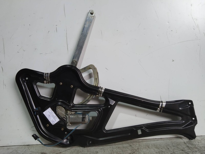 Recambio de elevalunas delantero izquierdo para mercedes sprinter 02.00  caja cerrada 311 cdi (903.661-662) referencia OEM IAM 0