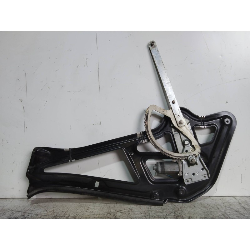 Recambio de elevalunas delantero izquierdo para mercedes sprinter 02.00  caja cerrada 311 cdi (903.661-662) referencia OEM IAM 0