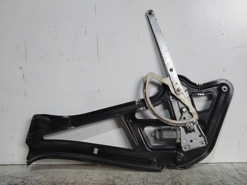 Recambio de elevalunas delantero izquierdo para mercedes sprinter 02.00  caja cerrada 311 cdi (903.661-662) referencia OEM IAM 0