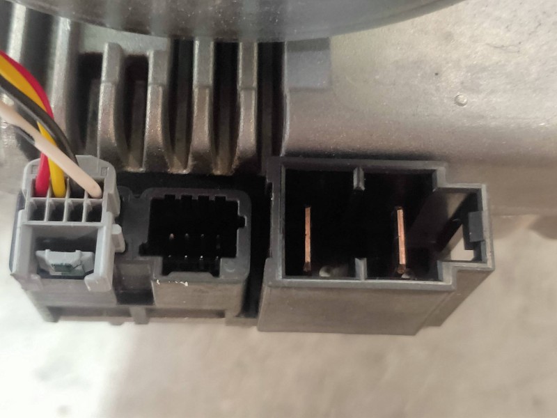 Recambio de columna direccion para renault captur xmod referencia OEM IAM 488100991R 72064118 6700003448B Q003TA1078ZE