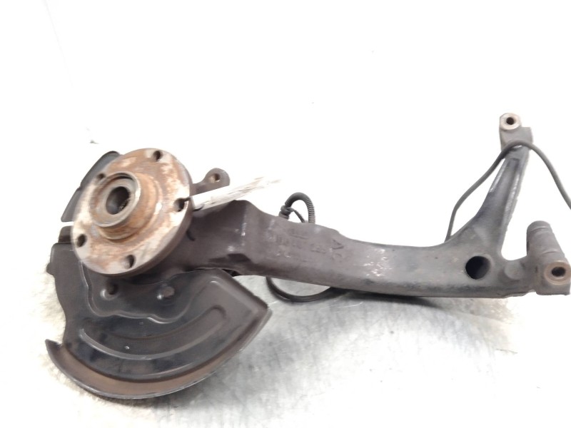 Recambio de mangueta delantera derecha para volkswagen passat berlina (3b2) highline syncro / 4motion referencia OEM IAM   