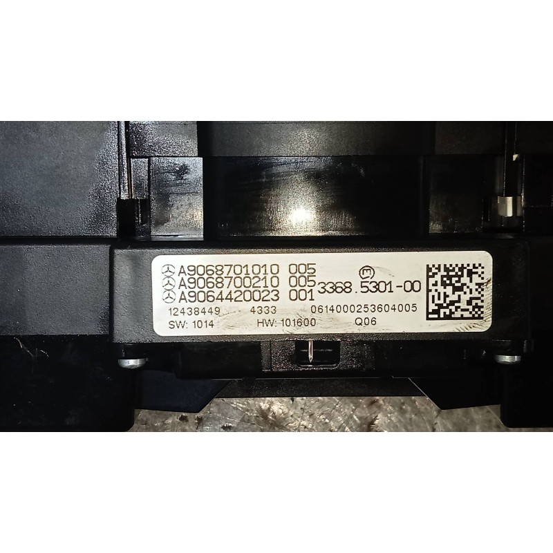 Recambio de mando multifuncion para mercedes sprinterii caja cerrada (desde 01.06) 2.1 cdi cat referencia OEM IAM A9068701010 A9