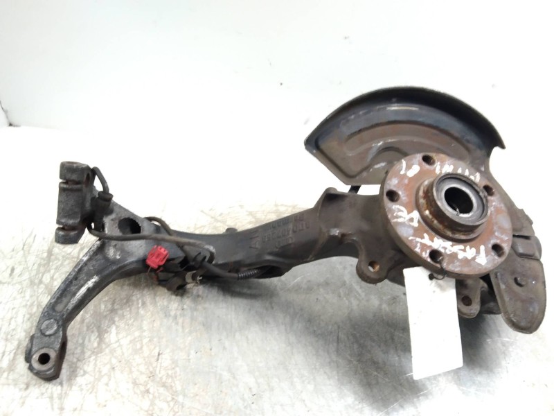 Recambio de mangueta delantera derecha para volkswagen passat berlina (3b3) edition referencia OEM IAM   