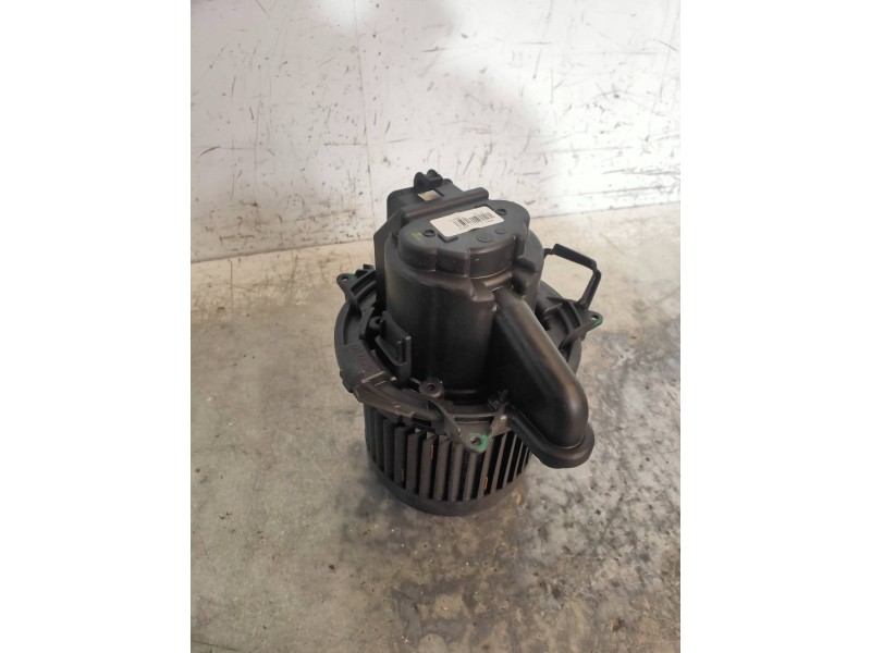 Recambio de motor calefaccion para renault captur xmod referencia OEM IAM 5R5833500 5P3730000 