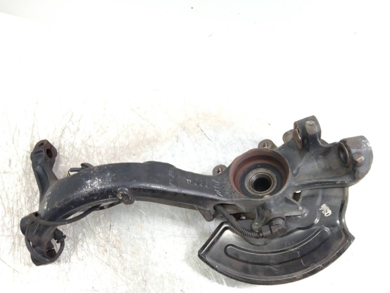 Recambio de mangueta delantera derecha para volkswagen passat berlina (3b3) edition referencia OEM IAM   