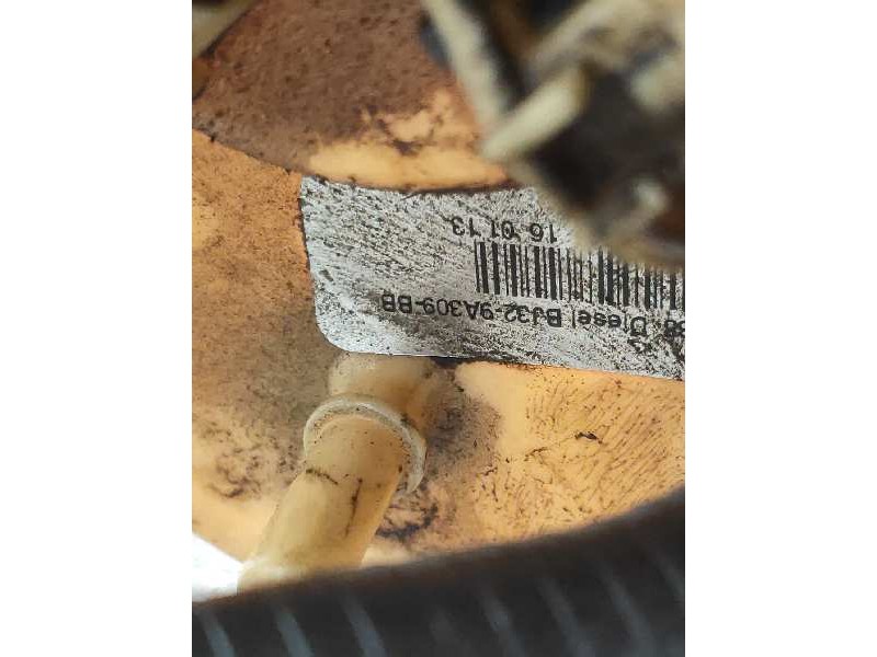 Recambio de bomba combustible para land rover evoque 2.2 td4 cat referencia OEM IAM BJ329A309BB  