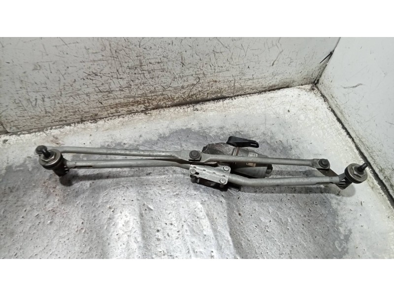 Recambio de motor limpia delantero para mercedes sprinterii caja cerrada (desde 01.06) 2.1 cdi cat referencia OEM IAM   