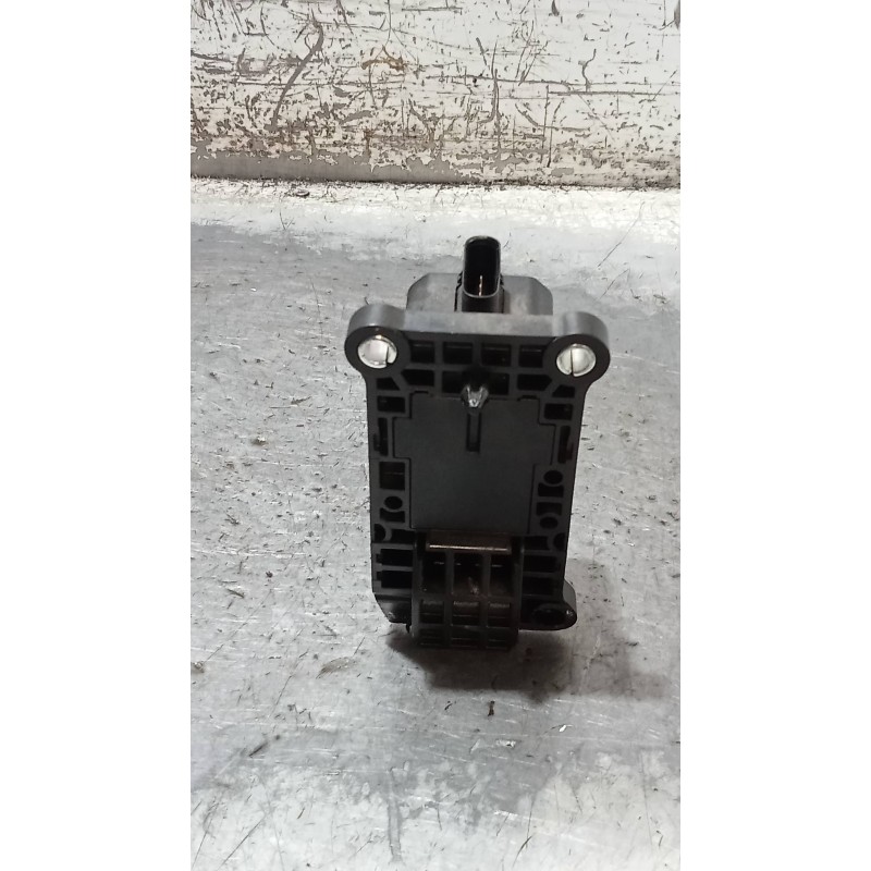 Recambio de potenciometro pedal para mercedes sprinterii caja cerrada (desde 01.06) 2.1 cdi cat referencia OEM IAM 0280755023 A9