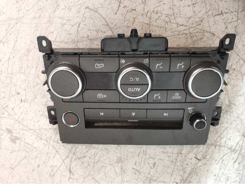 Recambio de mando calefaccion / aire acondicionado para land rover evoque 2.2 td4 cat referencia OEM IAM BJ3214C239AC  