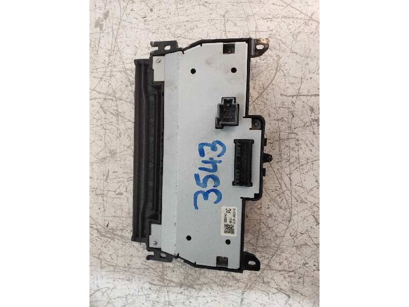 Recambio de mando calefaccion / aire acondicionado para land rover evoque 2.2 td4 cat referencia OEM IAM BJ3214C239AC  