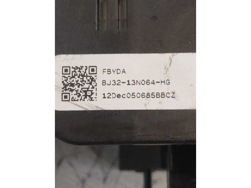 Recambio de mando luces para land rover evoque 2.2 td4 cat referencia OEM IAM BJ3213N064HG  