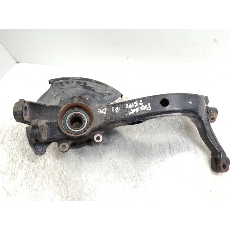 Recambio de mangueta delantera derecha para volkswagen passat berlina (3b3) 2.5 v6 tdi referencia OEM IAM   