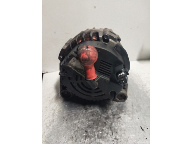 Recambio de alternador para nissan almera (n16/e) acenta referencia OEM IAM   