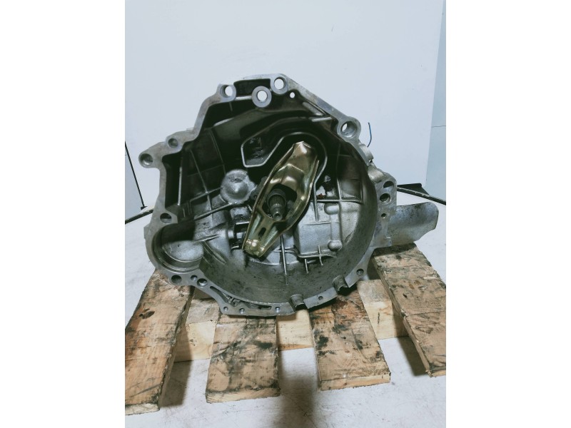 Recambio de caja cambios para audi coupe (8b3) básico referencia OEM IAM CAC 0856 14052 