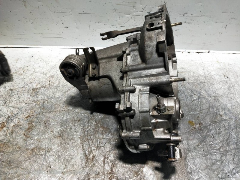 Recambio de caja cambios para skoda favorit (781) 1.3 referencia OEM IAM 853007PZ4  