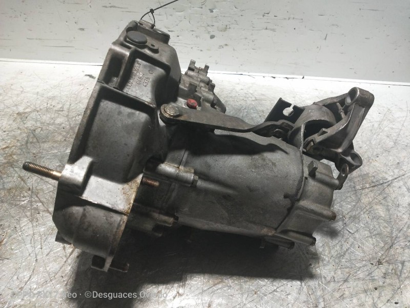 Recambio de caja cambios para skoda favorit (781) 1.3 referencia OEM IAM 532419NB4  