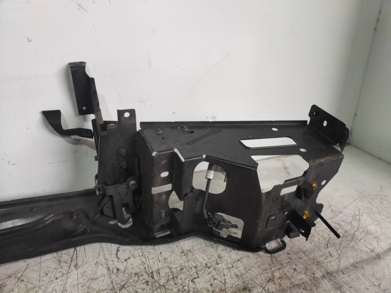 Recambio de panel frontal para volvo xc90 d5 kinetic (5 asientos) (136kw) referencia OEM IAM   