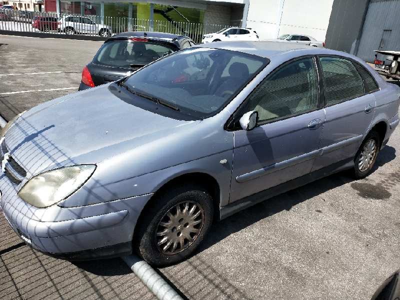 citroen c5 berlina del año 2001
