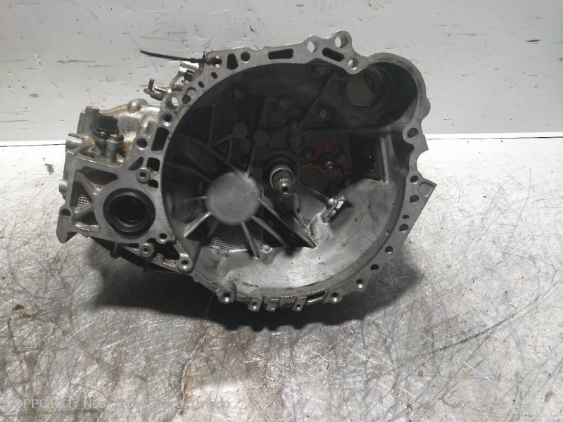 Recambio de caja cambios para toyota avensis monovolumen (t22) 2.0 turbodiesel cat referencia OEM IAM    Recambio de caja cambios para toyota avensis monovolumen (t22) 2.0 turbodiesel cat referencia OEM IAM